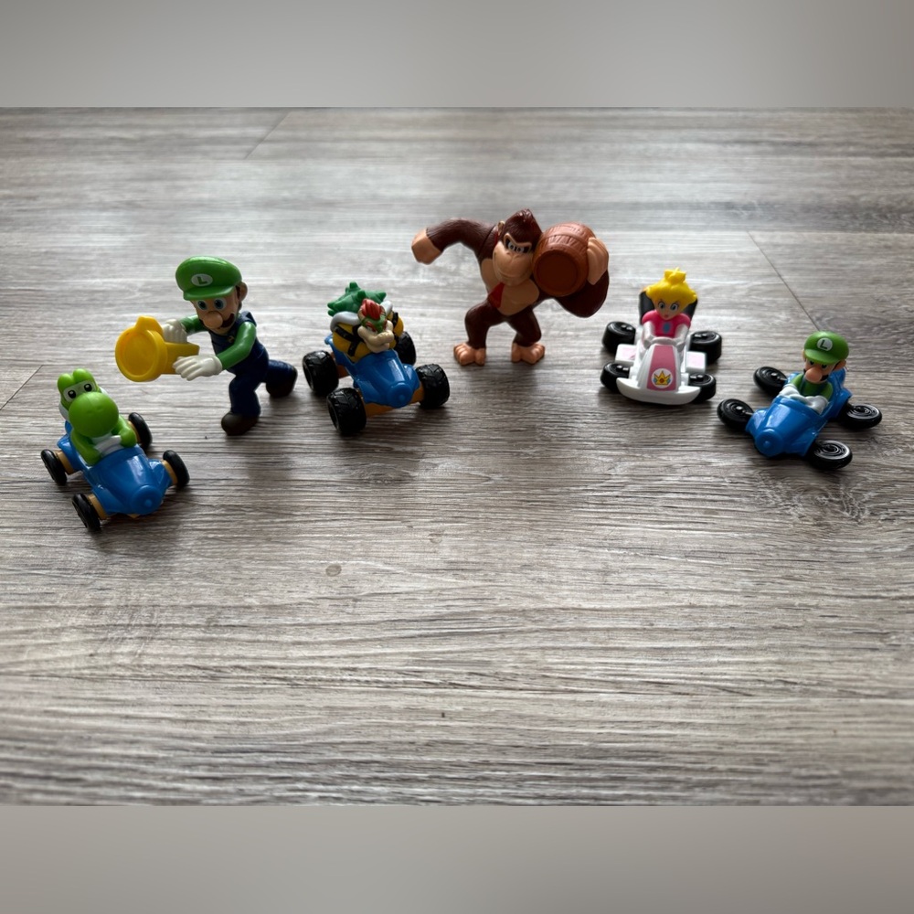 2/$20 Super Nintendo Action Figure Set